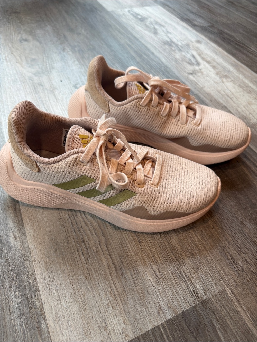Light Pink Women's Knit Athletic Sneakers